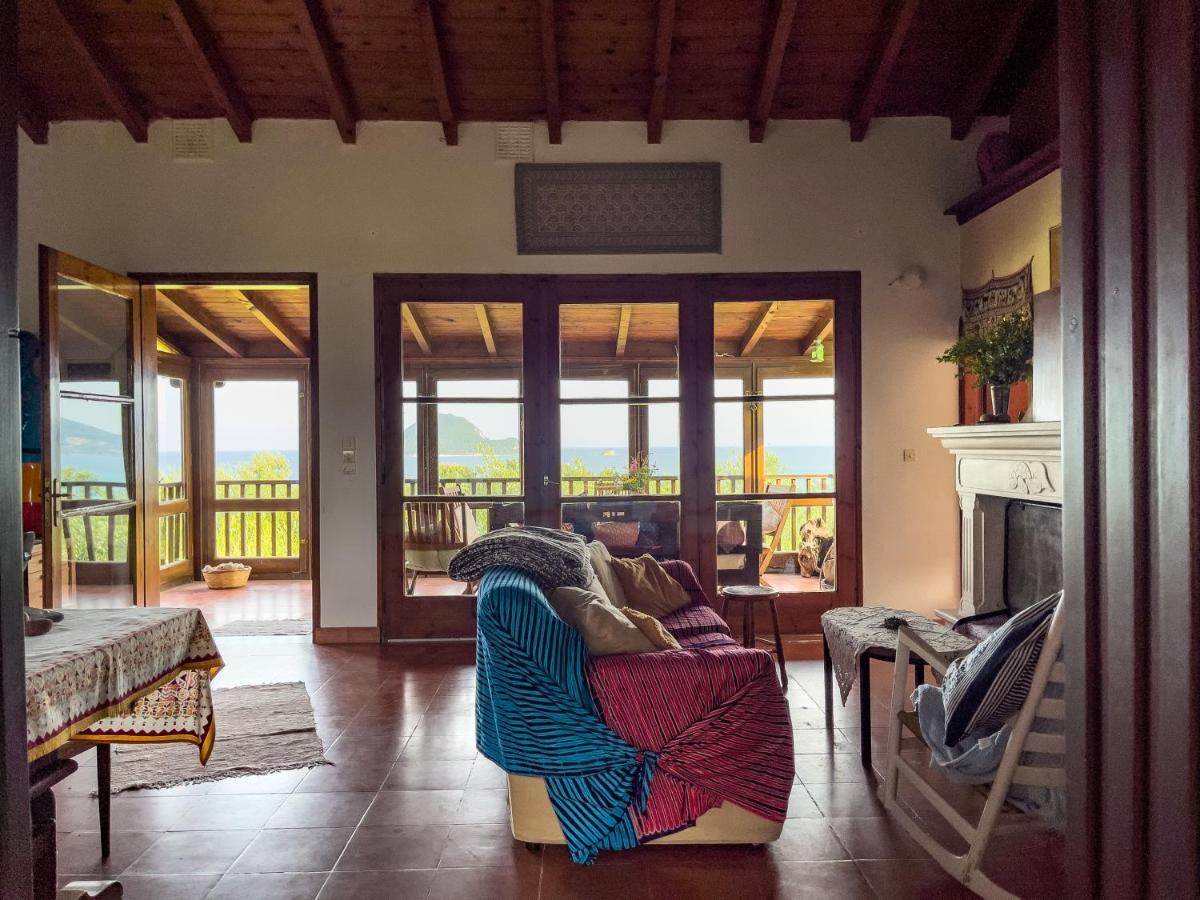 Villa Anta House By The Sea Lithakia  エクステリア 写真