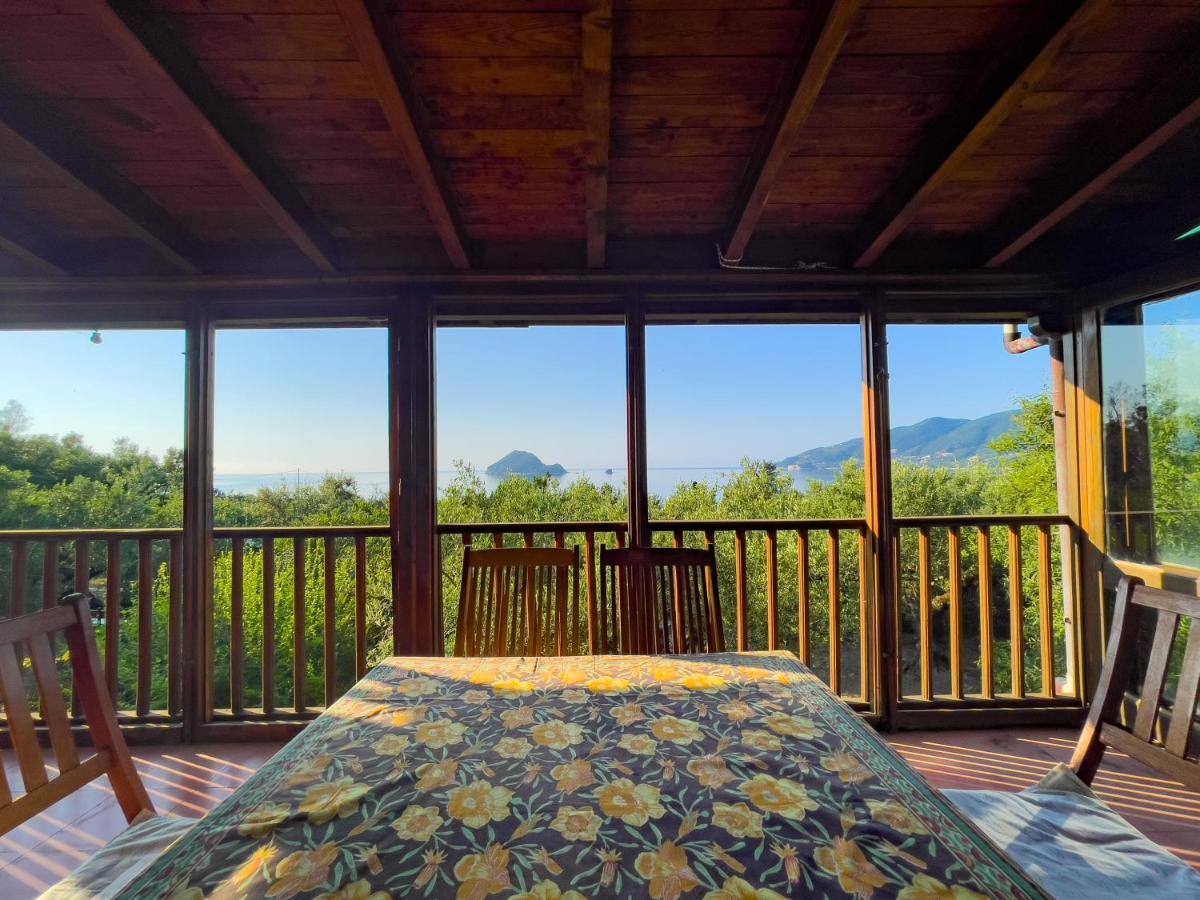 Villa Anta House By The Sea Lithakia  エクステリア 写真
