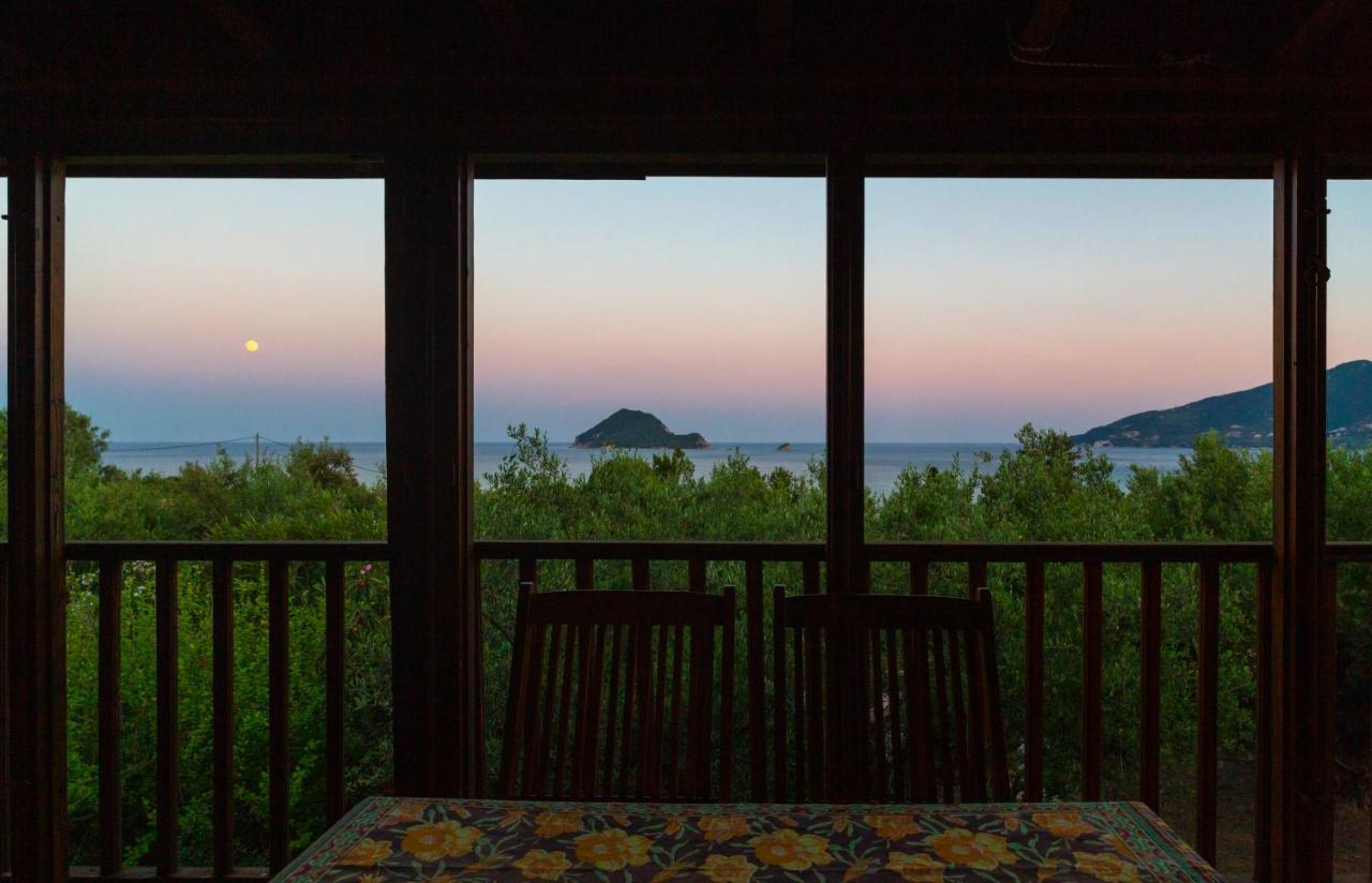 Villa Anta House By The Sea Lithakia  エクステリア 写真
